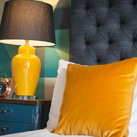 The Townhouse Hotel สแตรทฟอร์ด อะพอน เอวอน ภายนอก รูปภาพ