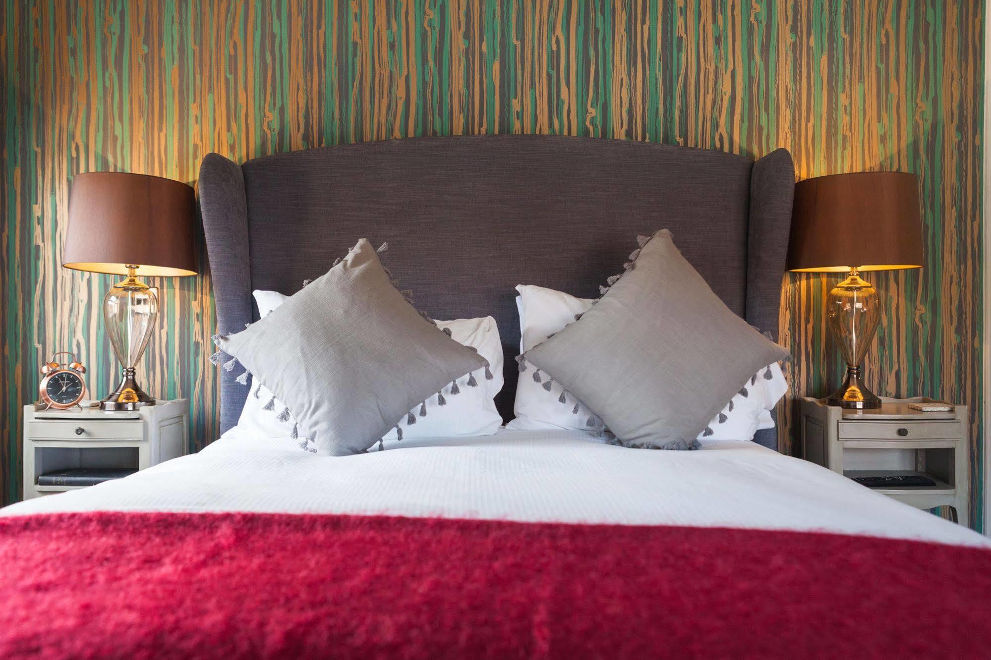 The Townhouse Hotel สแตรทฟอร์ด อะพอน เอวอน ภายนอก รูปภาพ